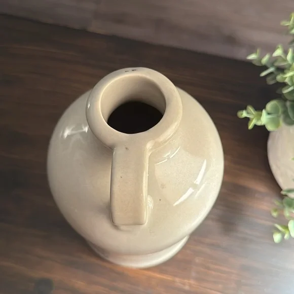 Henry McKenna Ceramic Bourbon Jug with Blue Design - Picture 5 of 8